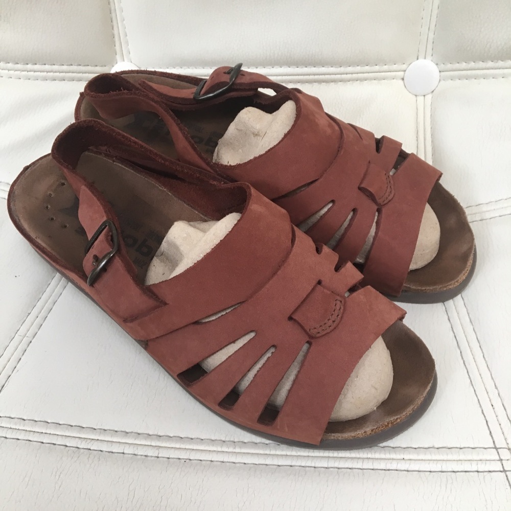 Mephisto Mobil’s Ergonomic Cork bed Sandals